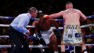 Andy Ruiz y Anthony Joshua durante la primera pelea