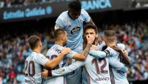 Jugadores de Celta de Vigo celebrando una anotación