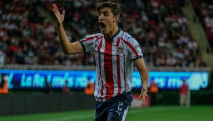 Josecarlos Van Rankin celebrando una anotación con Chivas