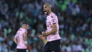 Matheus Doria, en un partido de Santos