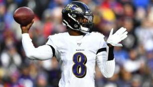 Lamar Jackson en acción con Ravens