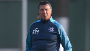 Siboldi, en un entrenamiento de Cruz Azul