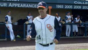 John Altobelli, entrenador de Orange Coast College