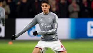 Edson Álvarez previo a un partido del Ajax