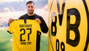 Emre Can posa con la camiseta del Borussia 