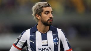 Rodolfo Pizarro en un juego con Monterrey