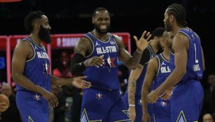 Team LeBron en celebranción durante el NBA All-Star Game