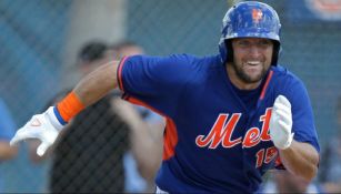 Tim Tebow en un 'juego' de los Mets 