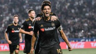 Carlos Vela celebra un gol con Los Angeles FC