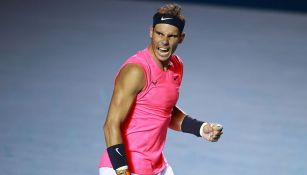 Rafa Nadal festeja en el juego ante Miomir Kecmanovic