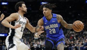 Markelle Fultz durante un partido contra San Antonio