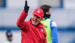 Javier Aguirre, en un entrenamiento del Leganés