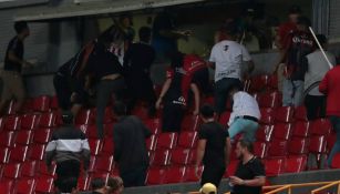 Hubo golpes en el Estadio Jalisco tras el Clásico Tapatío