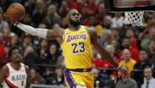 LeBron James en un juego de los Lakers