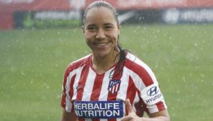 Charlyn, feliz tras haberse estrenado como goleadora colchonera 