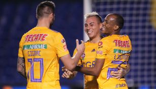 Tigres en festejo de gol