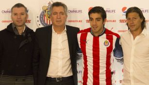 Presentación de Rodolfo Pizarro con Chivas