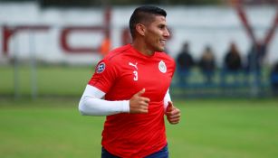 Carlos Salcido en un entrenamiento con Chivas 