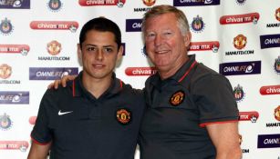 Chicharito y Sir Alex Ferguson en el 2010