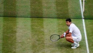 Djokovic, durante un juego en Wimbledon