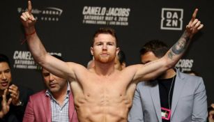 Canelo Álvarez en pesaje