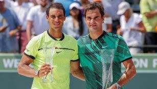 Rafael Nadal junto a Roger Federer