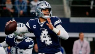 Dak Prescott en el partido con Dallas