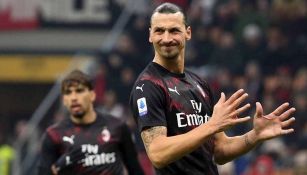 Zlatan durante un duelo con el Milan en Serie A