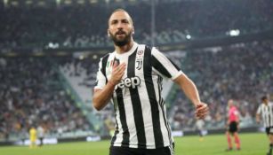 Gonzalo Higuaín celebrando un gol con la Juventus