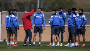 Javier Aguirre en un entrenamiento 