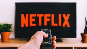 Usuario ingresando a la plataforma de Netflix