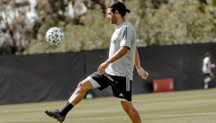 Carlos Vela, en un entrenamiento