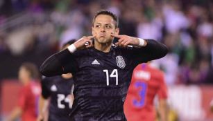 Chicharito celebra su gol ante Estados Unidos