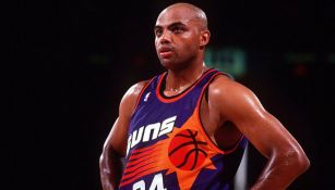 Charles Barkley durante un partido con los Suns