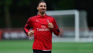 Ibrahomovic durante un entrenamiento con Milan 