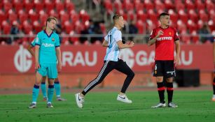 Messi: Espontáneo que entró en el Mallorca vs Barcelona, obligado a borrar fotos