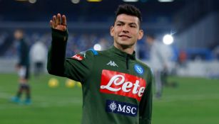 Hirving Lozano previo a un partido con Napoli