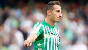 Andrés Guardado durante un duelo con Betis en LaLiga 