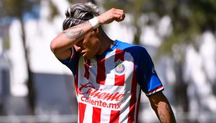 Chicote se lamenta en un duelo de Chivas