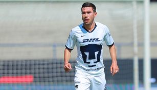 Juan Pablo Vigón durante un duelo con Pumas