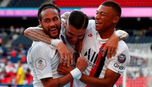Neymar, Icardi y Mbappé celebran un gol en un duelo 