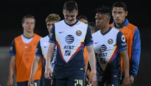 Jugadores del América en lamento