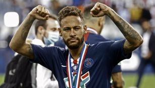 Neymar en celebración en la Copa de Francia