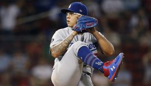 Julio Urías en un partido con los Dodgers