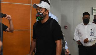 Marco Fabián en el aeropuerto de Ciudad Juárez