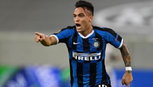 Lautaro Martínez festeja un gol en las Semifinales de Europa League