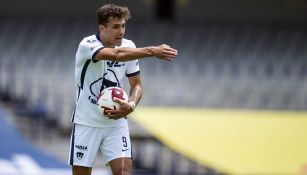  Juan Ignacio Dinenno en un partido con Pumas