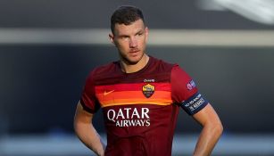 Edin Dzeko jugando con la Roma