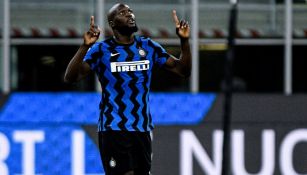 Romelu Lukaku festeja una anotación con el Inter de Milan 