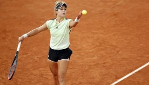 Zarazúa, durante un saque en Roland Garros